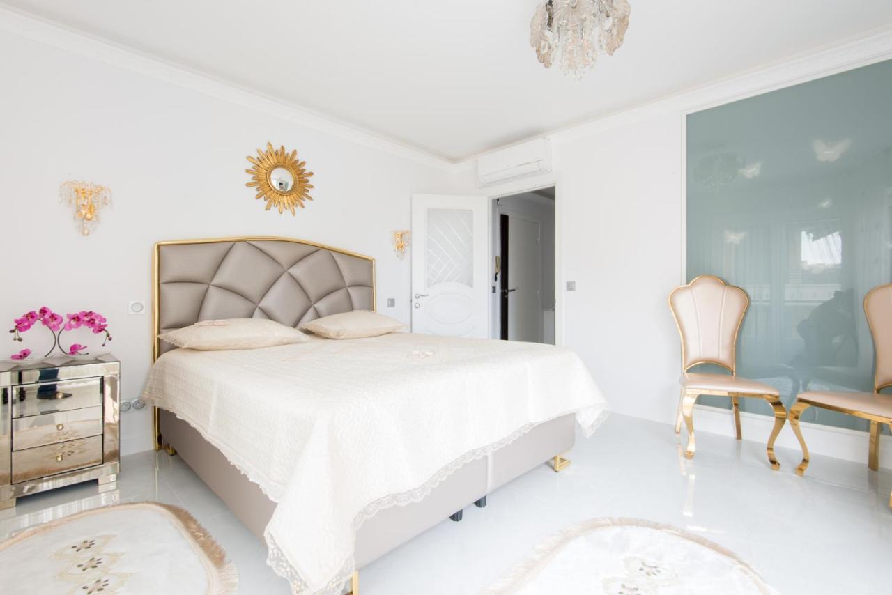 La Perle Bleue - Central - Vue Mer - Wifi Roquebrune-Cap-Martin Eksteriør billede